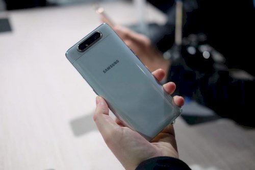 Điện thoại Samsung Galaxy A80 | Cụm camera xoay
