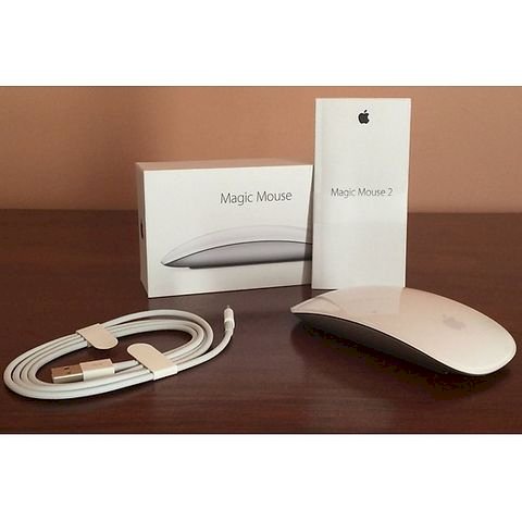 Apple Magic Mouse 2- Sliver vÃ   Space Grey, Magic Keyboard with Numeri - 4
