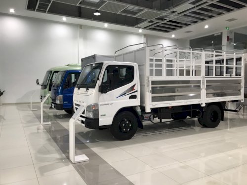Xe tải Fuso 1.9 tấn Mitsubishi Fuso Canter 4.99 tải trọng 1.99 tấn chạy vào thành phố Ảnh số 42617397
