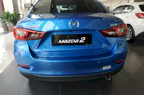 Mazda 2 Sedan Deluxe - Hình 8