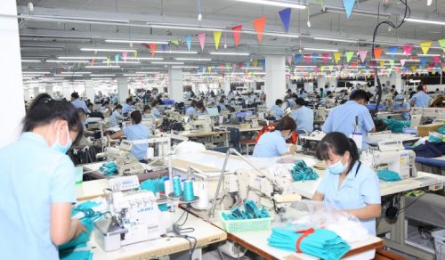 Công ty TNHH may mặc Phước Hưng chuyên thu mua các loại vải