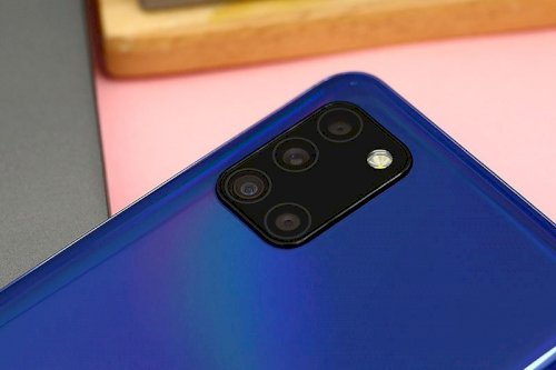 Cụm camera sau trên điện thoại Samsung Galaxy A31