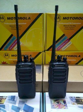 Máy bộ đàm Motorola TC-800