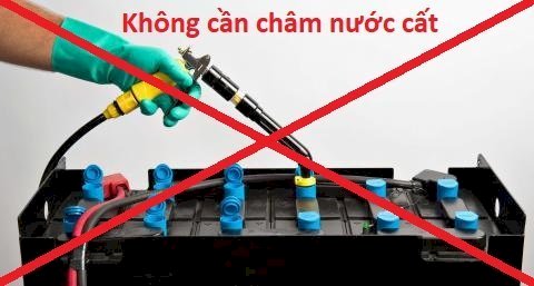 Không cần châm nước cất ắc quy